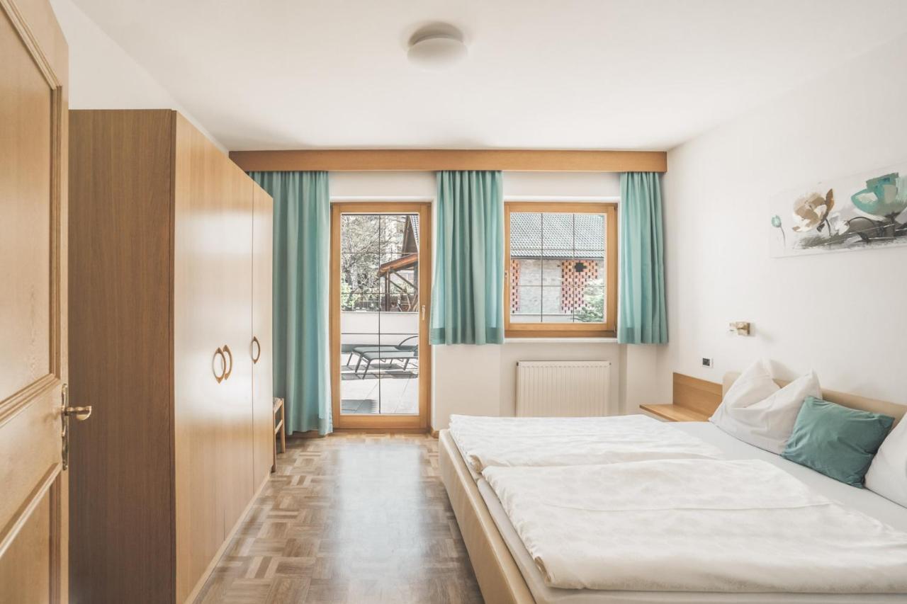 Residence Schnatzhof Silandro Eksteriør bilde